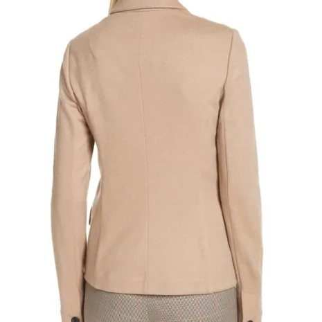 Alice-Braga-Queen-of-the-South-Teresa-Mendoza-Blazer-2.webp Alice-Braga-Queen-of-the-South-Teresa-Mendoza-Blazer-2.webp