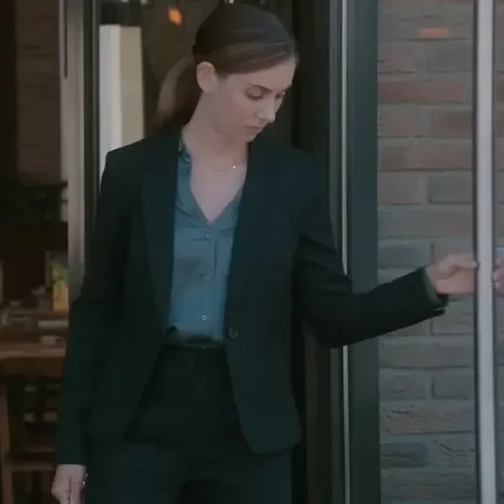 Amber-Spin-Me-Round-2022-Black-Blazer-1.webp Amber-Spin-Me-Round-2022-Black-Blazer-1.webp