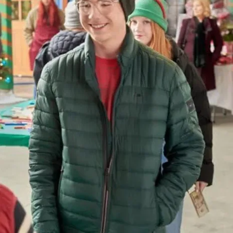 Auldin-Maxwell-A-World-Record-Christmas-Green-Jacket.jpg Auldin-Maxwell-A-World-Record-Christmas-Green-Jacket.jpg