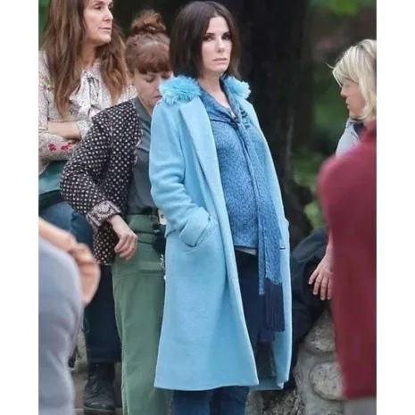 Bird-Box-Malorie-Hayes-Blue-Coat.webp