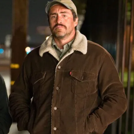 Carlos-Galindo-as-Demian-Bichir-A-Better-Life-Demian-Bichir-Shearling-Jacket.jpg Carlos-Galindo-as-Demian-Bichir-A-Better-Life-Demian-Bichir-Shearling-Jacket.jpg