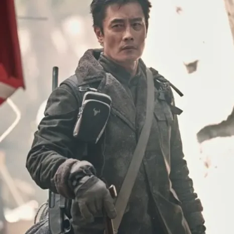 Concrete-Utopia-Lee-Byung-Hun-Black-Jacket.jpg Concrete-Utopia-Lee-Byung-Hun-Black-Jacket.jpg