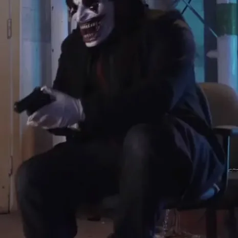 Deinfluencer-2022-Charles-Black-Trench-Coat.jpg Deinfluencer-2022-Charles-Black-Trench-Coat.jpg