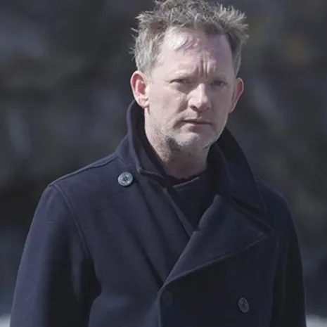 Douglas-Henshall-Shetland-Peacoat-2.jpg Douglas-Henshall-Shetland-Peacoat-2.jpg