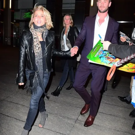 ELSA-PATAKY-LEATHER-JACKET-2.jpg ELSA-PATAKY-LEATHER-JACKET-2.jpg