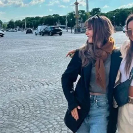 Emily-In-Paris-Season-3-Emily-Cooper-Blazers-539x700-1.jpg Emily-In-Paris-Season-3-Emily-Cooper-Blazers-539x700-1.jpg