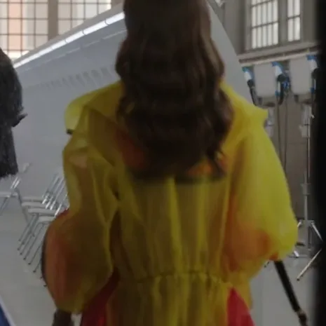 Emily-in-Paris-Season-3-Lily-Collins-Yellow-Blazer-1.webp Emily-in-Paris-Season-3-Lily-Collins-Yellow-Blazer-1.webp