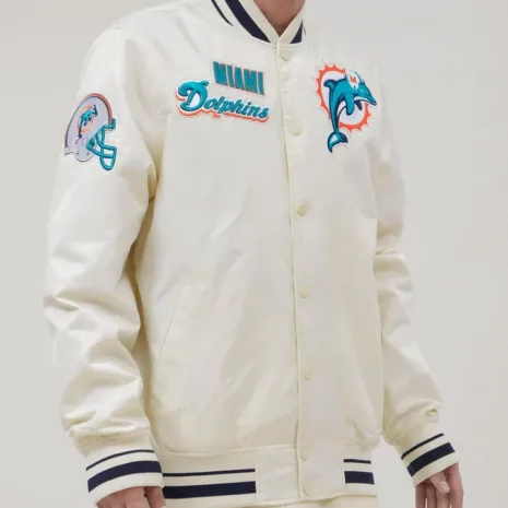 FMD643560-EBK-3_720x.webp FMD643560-EBK-3_720x.webp