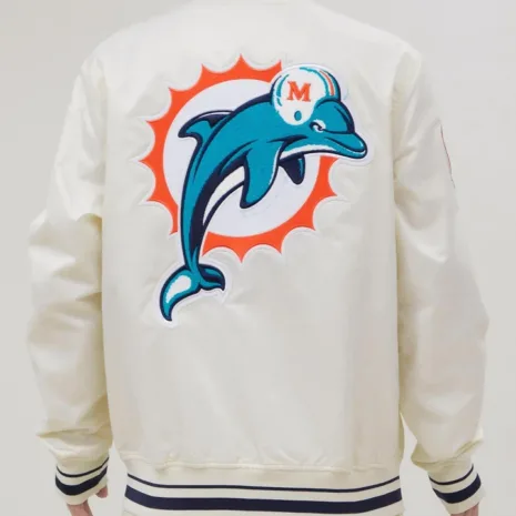 FMD643560-EBK-4_720x.webp FMD643560-EBK-4_720x.webp