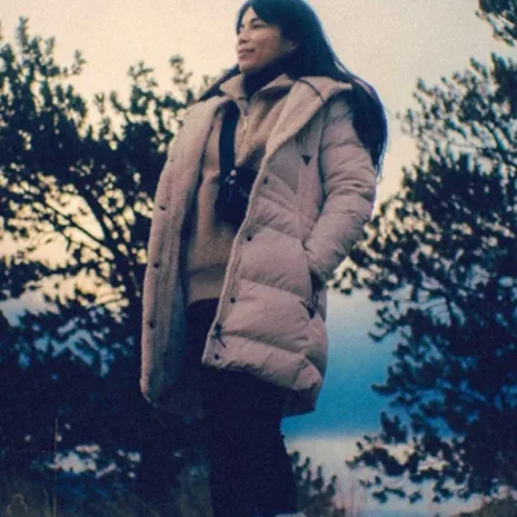 Gods-Country-Flora-Ortega-Off-White-Hooded-Puffer-Coat.jpg Gods-Country-Flora-Ortega-Off-White-Hooded-Puffer-Coat.jpg