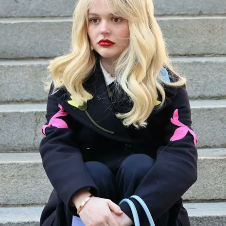 Gossip-Girl-S02-Emily-Alyn-Lind-Black-Coat-2.jpg Gossip-Girl-S02-Emily-Alyn-Lind-Black-Coat-2.jpg