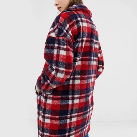 Home-for-Christmas-Johanne-Coat-1.jpg Home-for-Christmas-Johanne-Coat-1.jpg