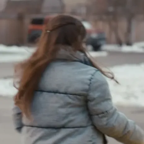 Jackie-Sullivan-Pretty-Hard-Cases-S01-Puffer-Jacket-1.jpg Jackie-Sullivan-Pretty-Hard-Cases-S01-Puffer-Jacket-1.jpg