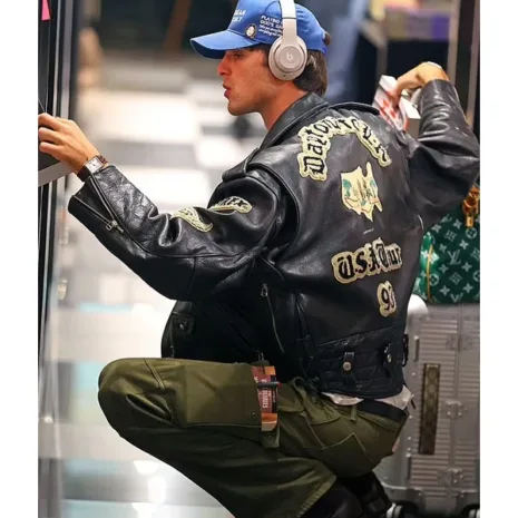 Jacob-Elordi-Avirex-Daytona-to-L.A-Jacket.2.webp Jacob-Elordi-Avirex-Daytona-to-L.A-Jacket.2.webp