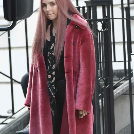 Killing-Eve-Villanelle-Pink-Fur-Coat.jpg