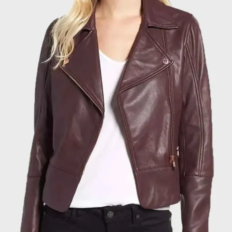 Leslie-Larr-Superman-and-Lois-Leather-Jacket-1.jpg Leslie-Larr-Superman-and-Lois-Leather-Jacket-1.jpg