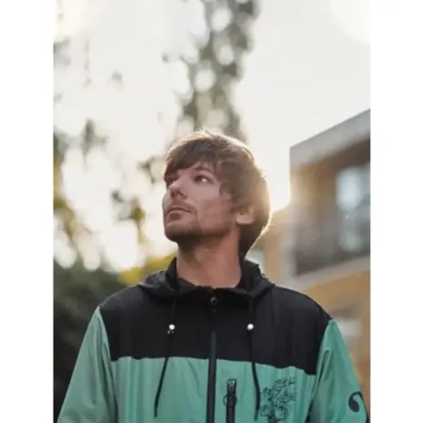 Louis-William-Tomlinson-Colorblock-Hooded-Jacket.jpg Louis-William-Tomlinson-Colorblock-Hooded-Jacket.jpg