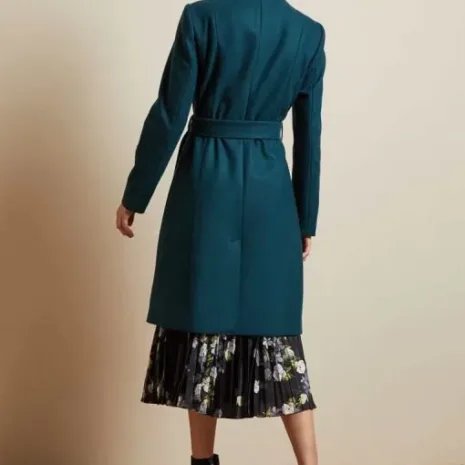 Love-Guaranteed-Susan-Whitaker-Teal-Coat-2.jpg Love-Guaranteed-Susan-Whitaker-Teal-Coat-2.jpg