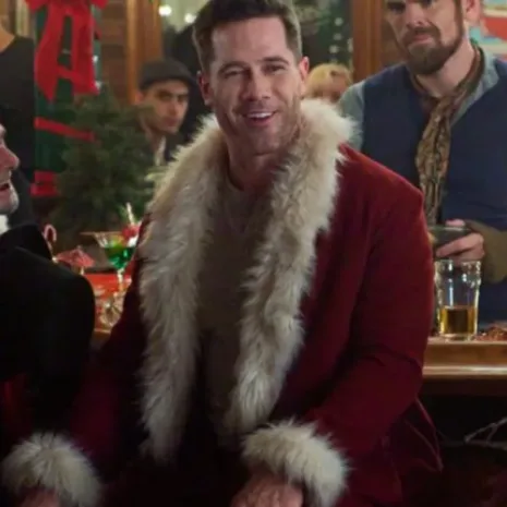 Luke-Macfarlane-Catch-Me-If-You-Claus-Red-Coat.jpg Luke-Macfarlane-Catch-Me-If-You-Claus-Red-Coat.jpg