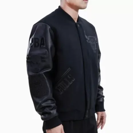 Mens-Chicago-Bulls-Triple-Varsity-Jacket-510x510-1.webp Mens-Chicago-Bulls-Triple-Varsity-Jacket-510x510-1.webp