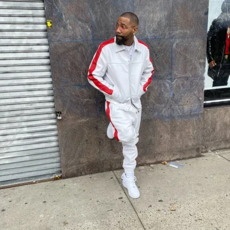 PhotoApr10_31732PM_800x.jpg PhotoApr10_31732PM_800x.jpg