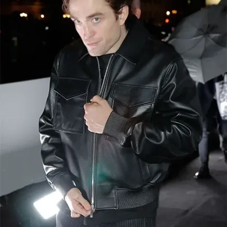 ROBERT-PATTINSON-2020-PARIS-FASHION-SHOW-LEATHER-JACKET-1.jpg ROBERT-PATTINSON-2020-PARIS-FASHION-SHOW-LEATHER-JACKET-1.jpg