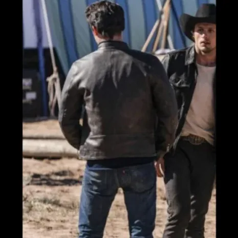 Roswell-New-Mexico-Nathan-Parsons-Jacket-1.jpg Roswell-New-Mexico-Nathan-Parsons-Jacket-1.jpg