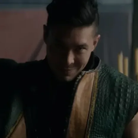 Shadow-and-Bone-S02-Lewis-Tan-Vest-539x700-1.jpg Shadow-and-Bone-S02-Lewis-Tan-Vest-539x700-1.jpg