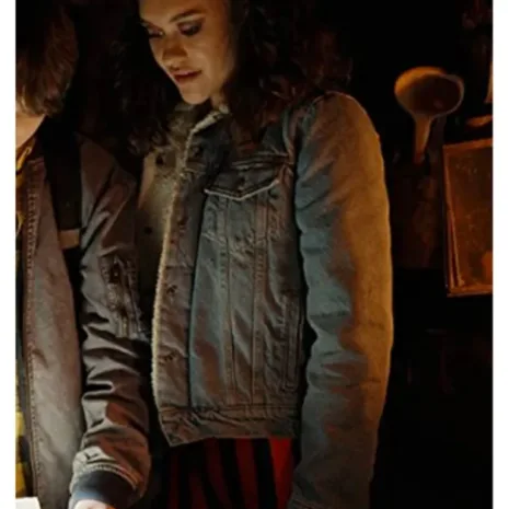 Spirit-Halloween-2022-Kate-Jacket.jpg Spirit-Halloween-2022-Kate-Jacket.jpg