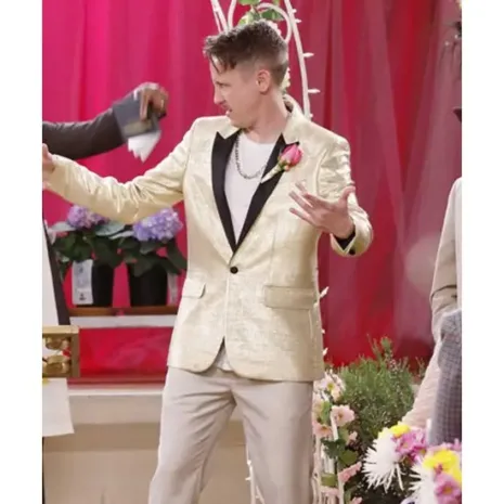 Superstore-Bo-Thompson-Blazer-1.webp Superstore-Bo-Thompson-Blazer-1.webp