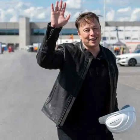 Tesla-Model-S-Plaid-Elon-Musk-Leather-Jacket-2.webp Tesla-Model-S-Plaid-Elon-Musk-Leather-Jacket-2.webp