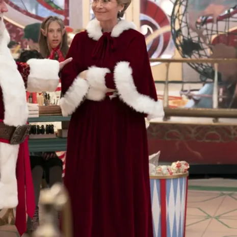 The-Santa-Clauses-2022-Mrs.-Claus-Costume.jpg