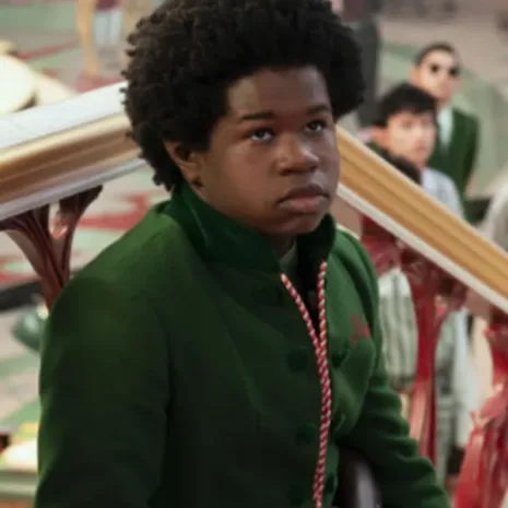 The-Santa-Clauses-S01-Noel-Green-Coat.1.jpg The-Santa-Clauses-S01-Noel-Green-Coat.1.jpg