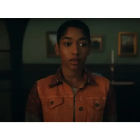 The-midnight-club-Iman-Benson-orange-jacket.jpg The-midnight-club-Iman-Benson-orange-jacket.jpg