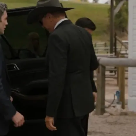 Yellowstone-John-Dutton-Black-Blazer-1.webp Yellowstone-John-Dutton-Black-Blazer-1.webp
