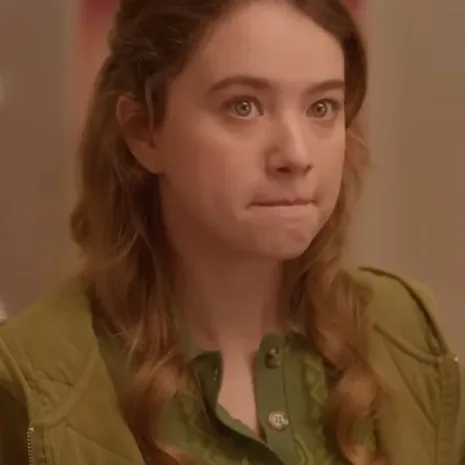 Zoe-Christensen-Fakes-2022-Green-Quilted-Jacket-2.jpg Zoe-Christensen-Fakes-2022-Green-Quilted-Jacket-2.jpg