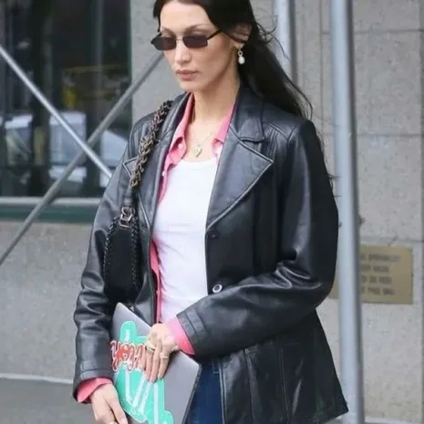 bella-hadid-jacket-600x700-1.webp bella-hadid-jacket-600x700-1.webp
