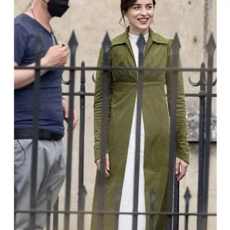 dakota-johnson-coat-scaled-1.webp dakota-johnson-coat-scaled-1.webp