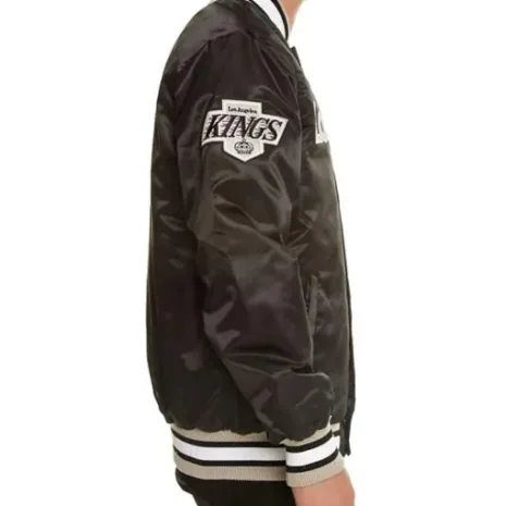 los-angeles-kings-black-satin-jacket-510x600-1.webp los-angeles-kings-black-satin-jacket-510x600-1.webp