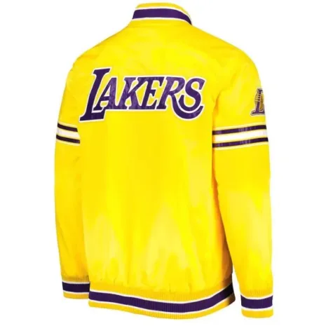 los-angeles-lakers-slider-yellow-varsity-satin-jacket-600x600-1.webp los-angeles-lakers-slider-yellow-varsity-satin-jacket-600x600-1.webp