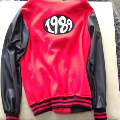 shake-it-off-taylor-swift-1989-red-jacket.jpg shake-it-off-taylor-swift-1989-red-jacket.jpg